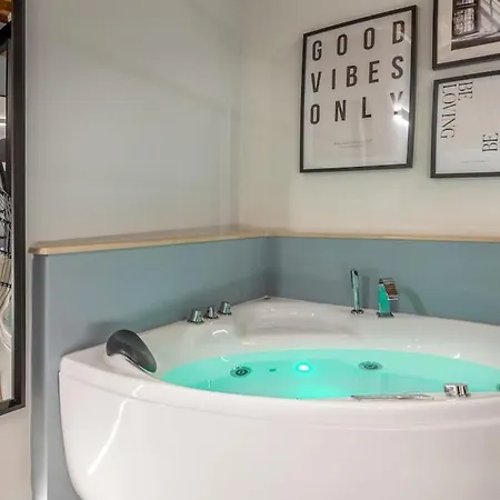 Life - Idromassaggio Nel Centro Storico Siena