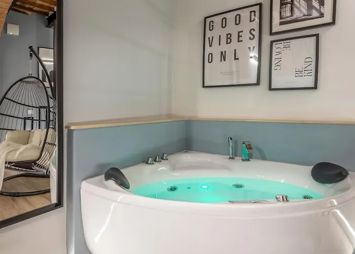 Life - Idromassaggio Nel Centro Storico Siena